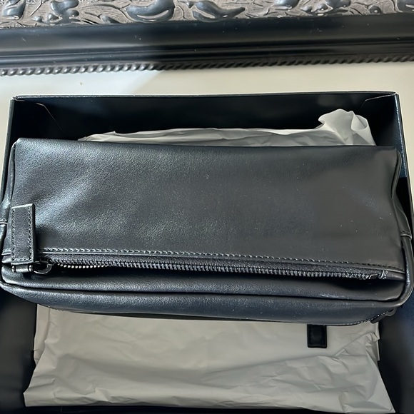 Authentic Prada, Milano, black bag in soft calf leather. New never used. FIRM - Picture 4 of 11